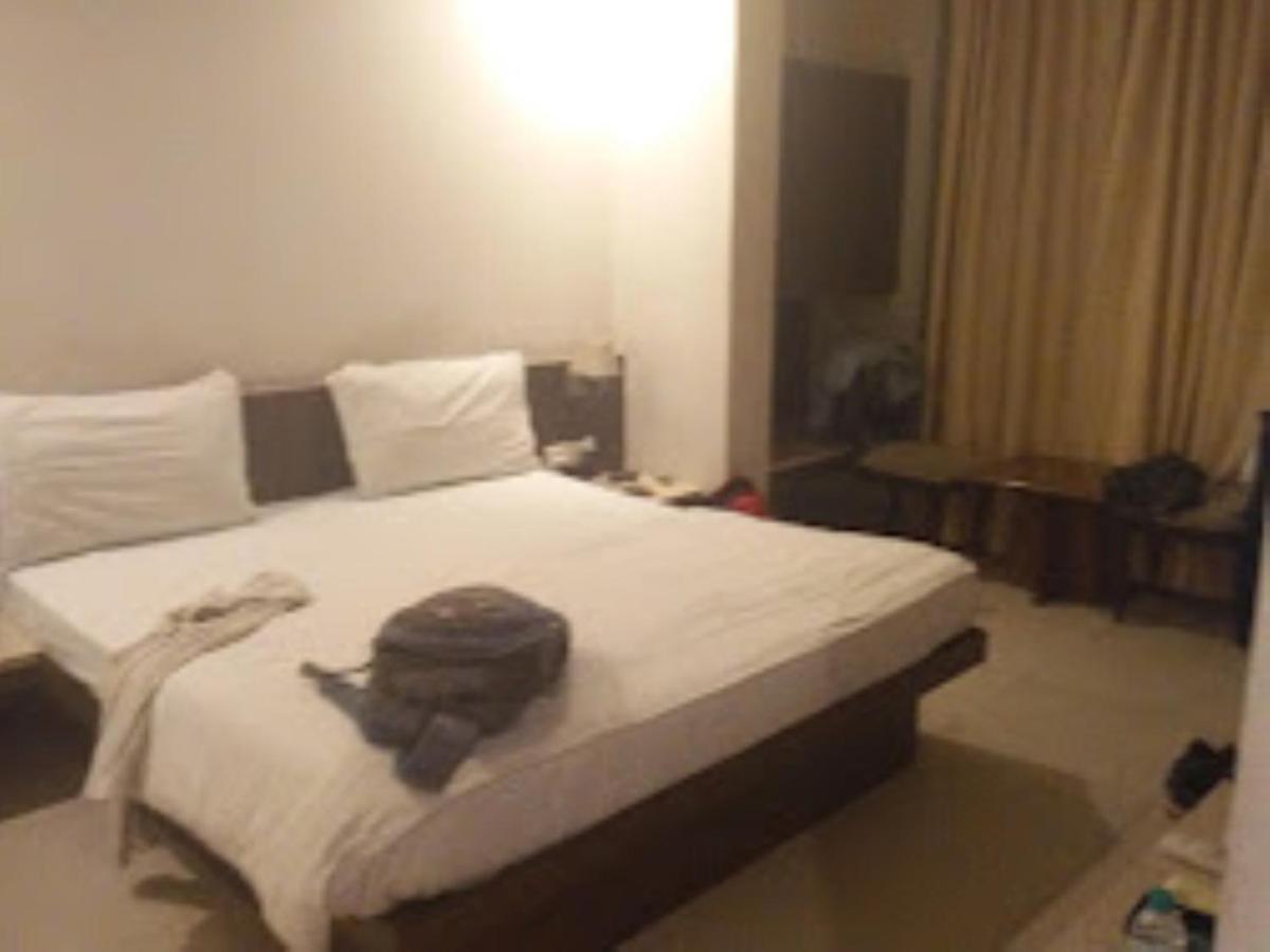 Hotel Sai Saya,Nashik Extérieur photo